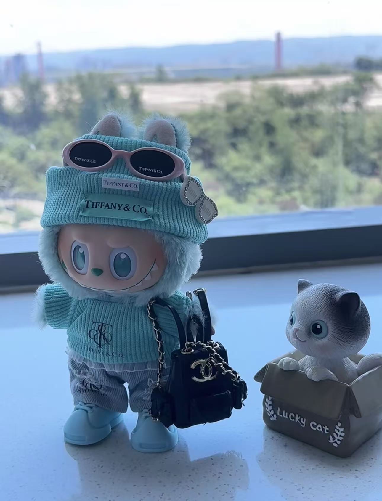 Labubu Tiffany & Co.outfit