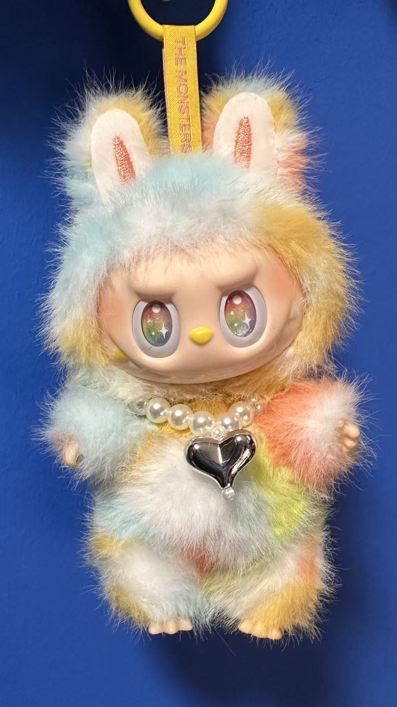 BIG INTO ENERGY HAPPINESS ORIGINAL DESIGN