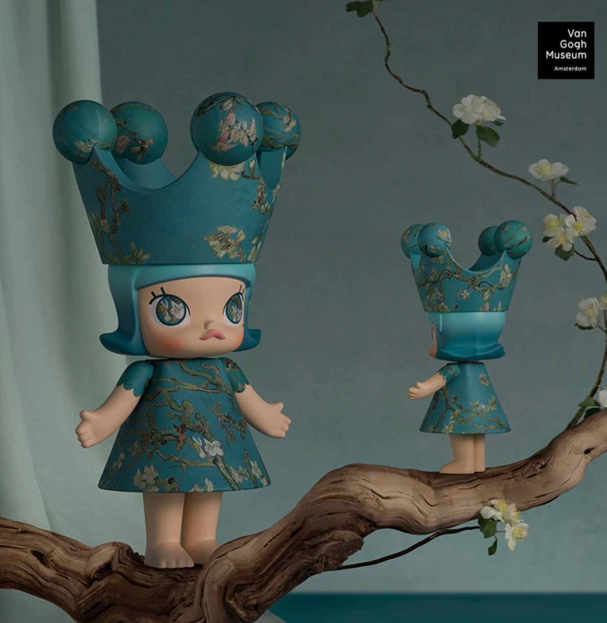 400% MEGA Royal Molly 400% Van Gogh Museum Almond Blossom