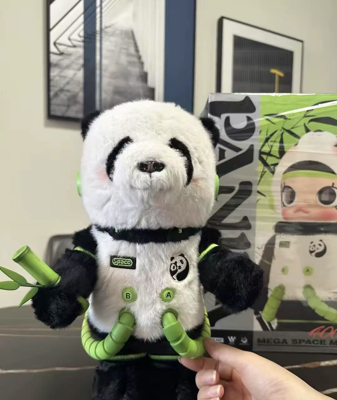 POP MART MEGA SPACE MOLLY PANDA 400%